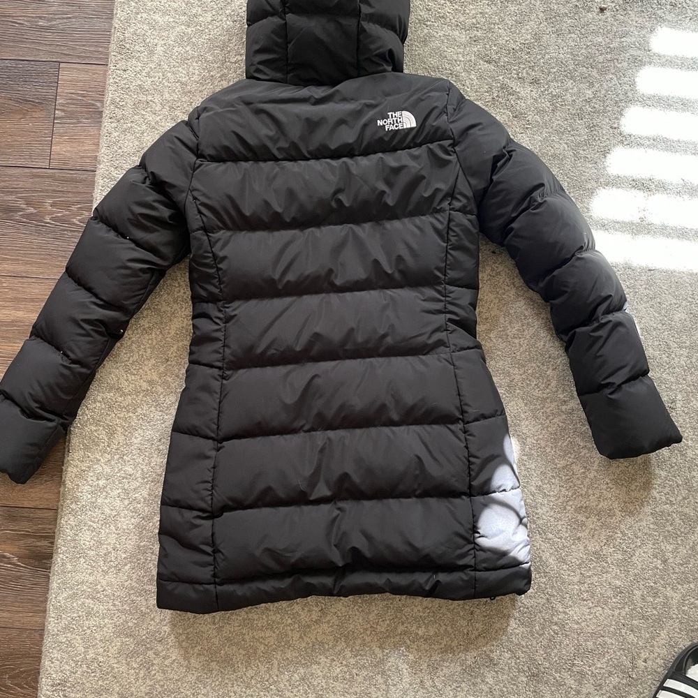 Women’s North Face parka